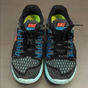 Women’s Nike Lunartempo Sneakers